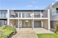 Queensland South - Palm Beach Accommodation