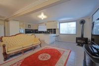 Cottage in the country - Wagga Wagga Accommodation