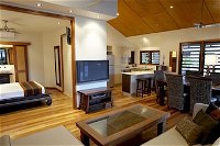 Pure Magnetic Villa 7 - Accommodation Noosa