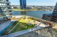 Onelife Docklands Luxury Apartment - Accommodation Port Hedland