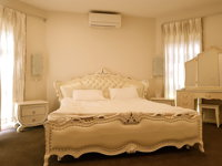 Signature Townhouse in Doncaster - Accommodation Bookings