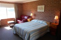 Vacy Village Motel - Accommodation Sydney