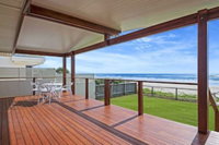 Palm Beach Absolute Beach Front Holiday Home - Accommodation Brisbane
