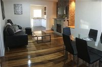 3ree Spacious  charming Apartment - Mount Gambier Accommodation