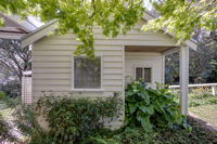 Heronswood Cottage - Accommodation Brisbane