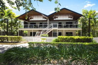 Picnic Bay Apartments Unit 1 - Palm Beach Accommodation