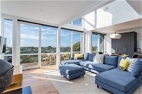 The Blairgowrie Glasshouse - Accommodation Noosa