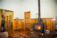 Red Tractor Retreat - Your Accommodation