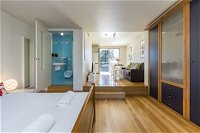 Cottesloe Tree Top Studio - Accommodation Search