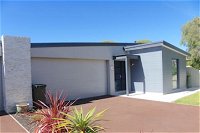Endless Summer - Inverell Accommodation