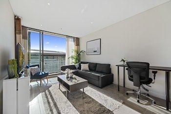 Full Darling Harbour View Luxury 2 Bedroom Apartment