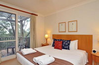 Villa Merlot Located Within Cypress Lakes - QLD Tourism