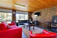 47 Anderson with Pool in Cowes - Surfers Gold Coast