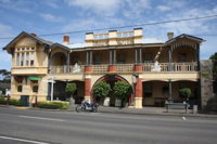 Mickey Bourke's Koroit Hotel - Accommodation Broken Hill