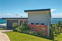 Blue Crab Beach House - Tweed Heads Accommodation