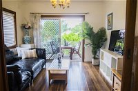 Bright  Spacious Home with Hotel Grade Cleanliness - Sydney Tourism