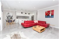Best Central Wagga Townhouse - Accommodation Bookings