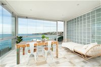 Waterfront Garden Apartment - Accommodation Bookings