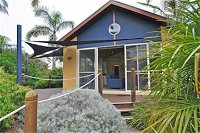 THE Sails 4 Linen Included Central Location - WA Accommodation
