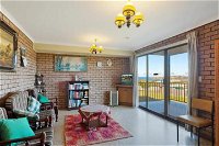 Grandview Apartment Ocean Views - Mount Gambier Accommodation