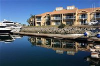 The Marina Hotel - Accommodation Tasmania