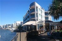 La Promenade - Hotels Melbourne