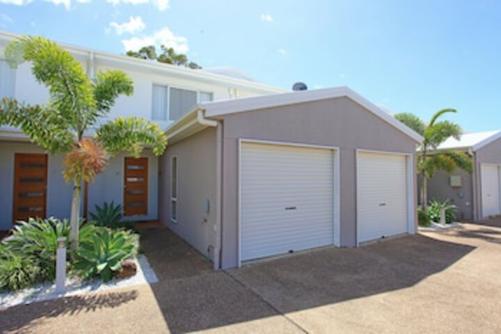 Svensson Heights QLD Newcastle Accommodation