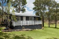 Worthingtons Guest Cottage - Accommodation Coffs Harbour