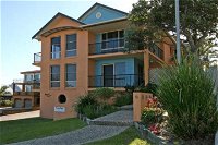 Phoenix Terrace townhouse Yamba - Accommodation Brisbane