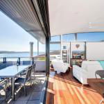 One Mile Cl Townhouse 22 26 The Deckhouse - Accommodation BNB