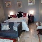 Yorks Lookout Lodge Bed  Breakfast - Accommodation Broome