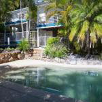 Utopia Beach House - Surfers Gold Coast