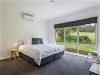 Green Olive at Red Hill - Accommodation Gold Coast