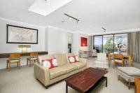 Sunny  Spacious Two Bdr Apt SPF13 - Accommodation Airlie Beach