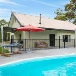 Bush Retreat With Private Pool - Wagga Wagga Accommodation