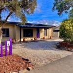 The Purple Door on Seaview - Accommodation Whitsundays