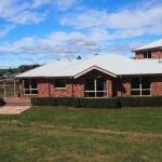 Country Meets Town - Lennox Head Accommodation