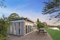 Bluff View River House Stunning Riverfront - Hotels Melbourne