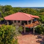 2 / 80 Cooloola Drive Comfortable  cosy unit enjoying ocean views  views to Fraser Island - Accommodation Redcliffe