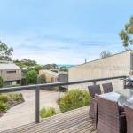 SUNRISE at BREAKERS Townhouse close to town - Accommodation Noosa