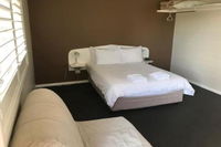 RAILWAY HOTEL MOTEL - Accommodation Bookings