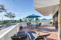 2 Fleetwood 63 Shoal Bay Road spectacular views - Accommodation Melbourne