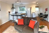 Angasi Apartment on Highcrest - Phillip Island Accommodation