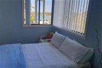 Cozy Beach Weekender - Maitland Accommodation
