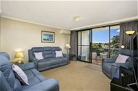 HAMP1 Bright Apartment in Cremorne - Accommodation Broken Hill