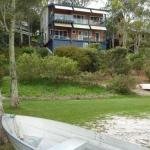 Green Point Lakehouse - Kingaroy Accommodation