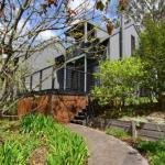 Cloudsong Chalet 2 Close to the village centre - Accommodation Mermaid Beach
