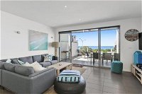 WATERFRONT SEVEN in the heart of Lorne - Melbourne Tourism