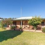 Cudgee quaint cottage with separate cabin - Kingaroy Accommodation