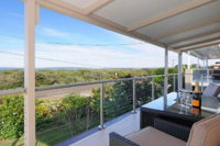 Marilyns 180 degree views of Jervis Bay - Accommodation Redcliffe